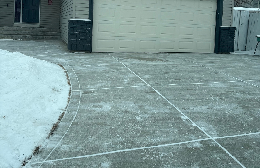 Driveway after snow service